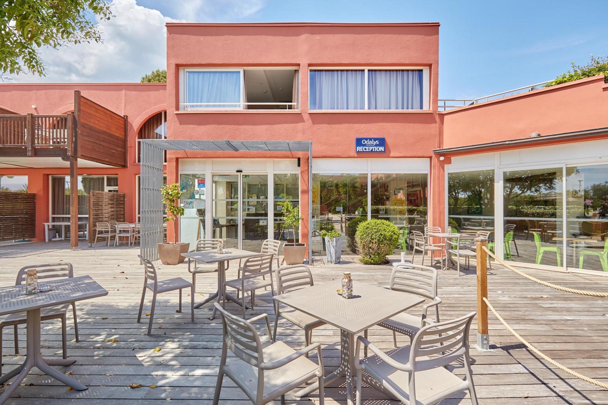 Residence Odalys Du Golfe Agde Exteriér fotografie